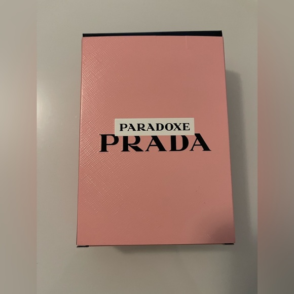 Prada
Mini Paradoxe Eau de Parfum Set, new, unopened✨⭐️✨⭐️ - Picture 2 of 7